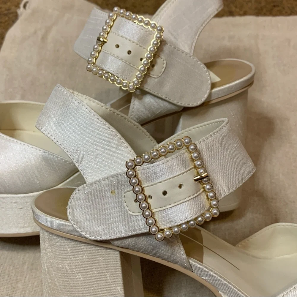 Dolce Vita Bobby Pearl Buckle Chunky Heels White Pearls Size 8 Retail $160.00 - Picture 14 of 16